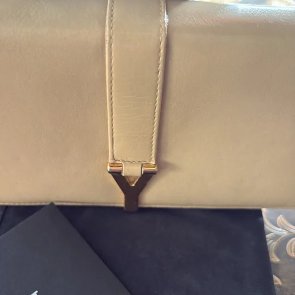 Saint Laurent Beige Leather ‘Y’ Zip-Around Continental Wallet Full Inclusion